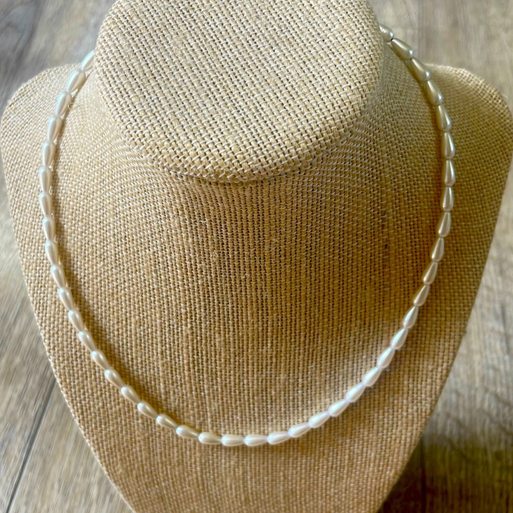Rice shaped pearl necklace in 17”